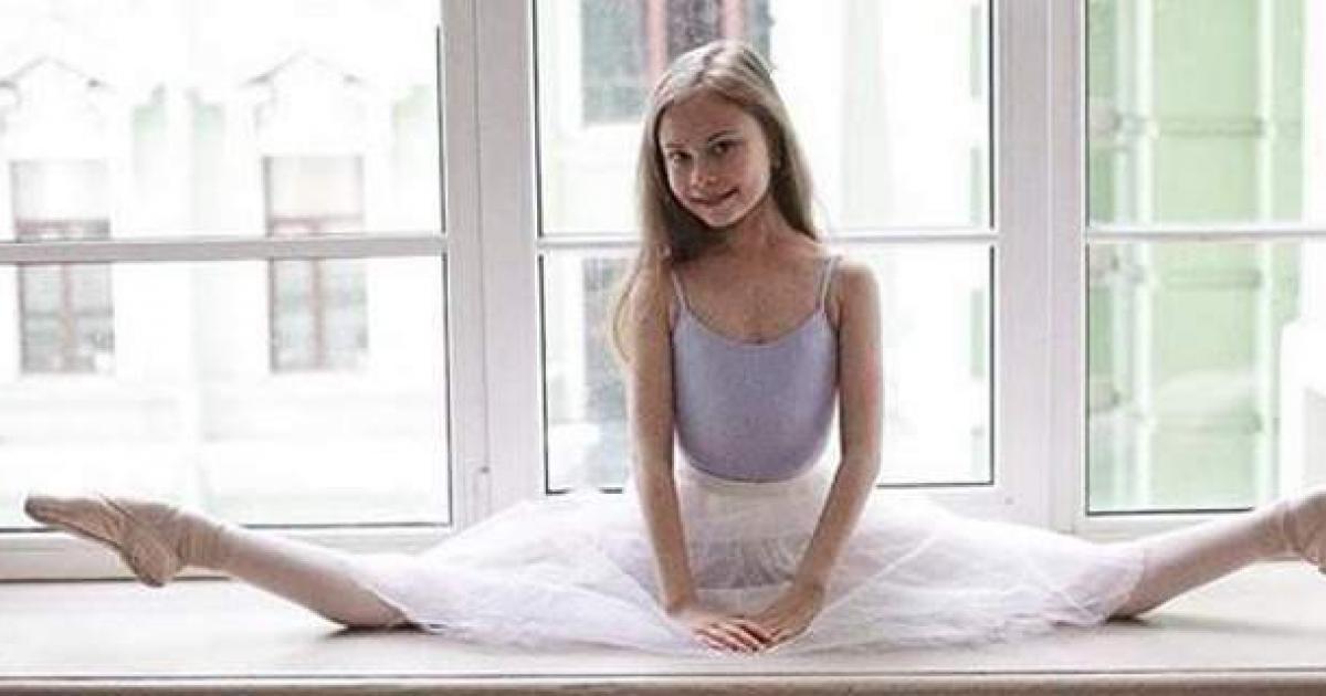 Ballerina belonika flashes charms