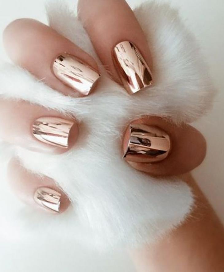 Metallic nails