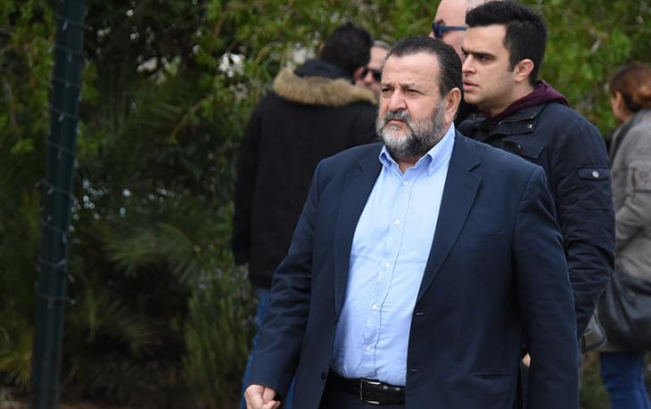 Κηδεία Βασίλη Μπεσκένη: Ράγισαν καρδιές Κηδεία Βασίλη Μπεσκένη: Ράγισαν καρδιές