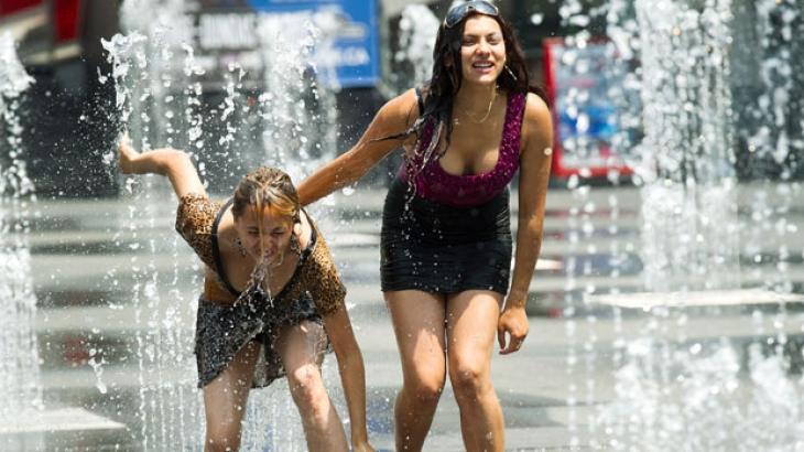 Περισσότερα από 40 νέα ρεκόρ θερμοκρασίας καταγράφηκαν στη Βρετανική Κολομβία στον Καναδά στη διάρκεια του Σαββατοκύριακου, κυρίως στο θέρετρο σκι Γουίσλερ. Το Λάιτον κατέχει πλέον το απόλυτο ρεκόρ υψηλότερης θερμοκρασίας στη χώρα, αφού ο υδράργυρος έφτασ