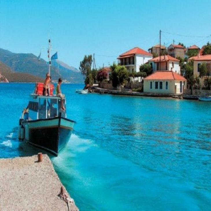 Διακοπές στο νησί που ήθελε να αποκτήσει ο Ωνάσης Διακοπές στο νησί που ήθελε να αποκτήσει ο Ωνάσης