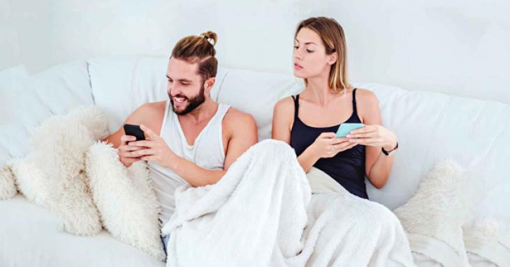 Micro - cheating: Το νέο είδος απιστίας