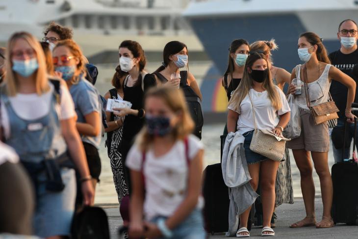 Επιστροφή με τεστ κορονοϊού