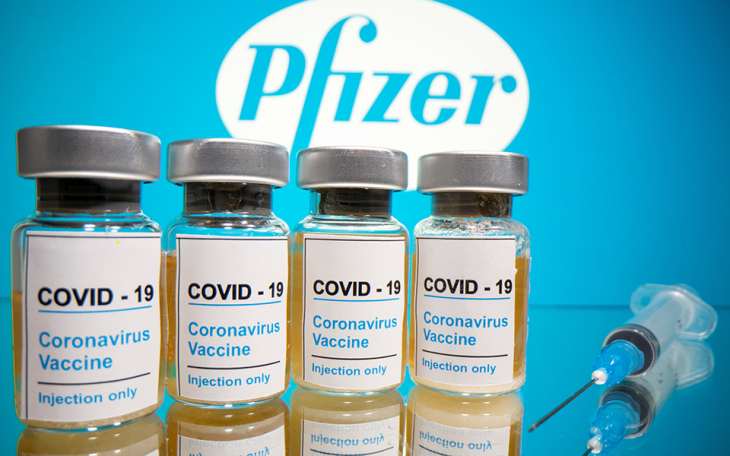 Pfizer: Ετοιμάζει νέα εκδοχή του εμβολίου σε σκόνη