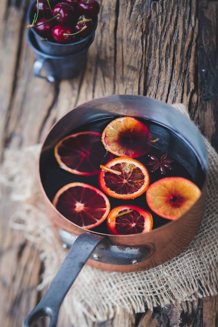 Gluhwein: Πώς να φτιάξετε ζεστό κρασί στο σπίτι