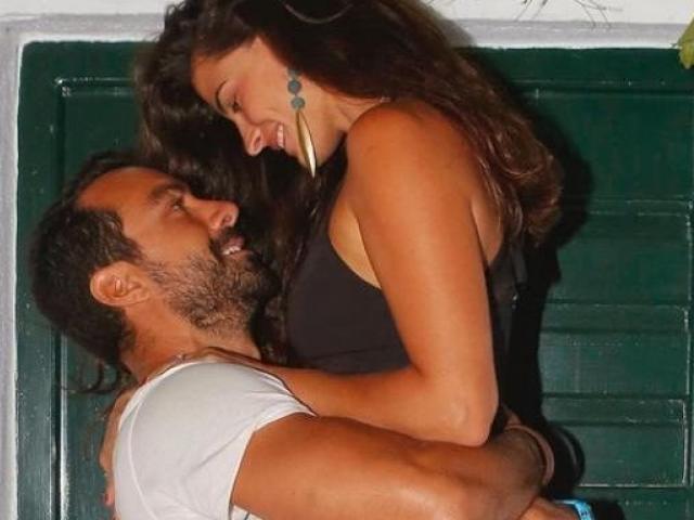 Σάκης Τανιμανίδης - Χριστίνα Μπόμπα: Γιατί αναβάλλεταιο γάμος τους;