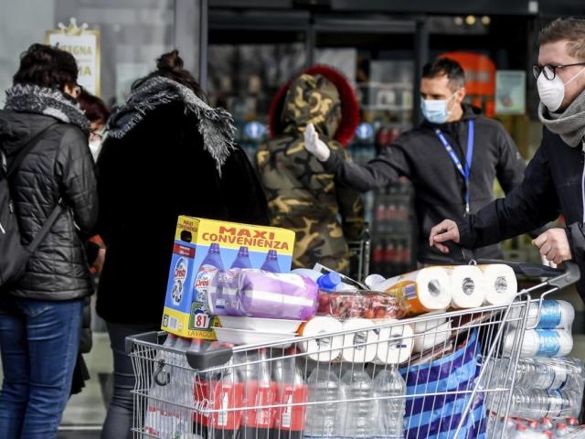 Κορονοϊός: Ολα τα μέτρα για τα σούπερμαρκετ 