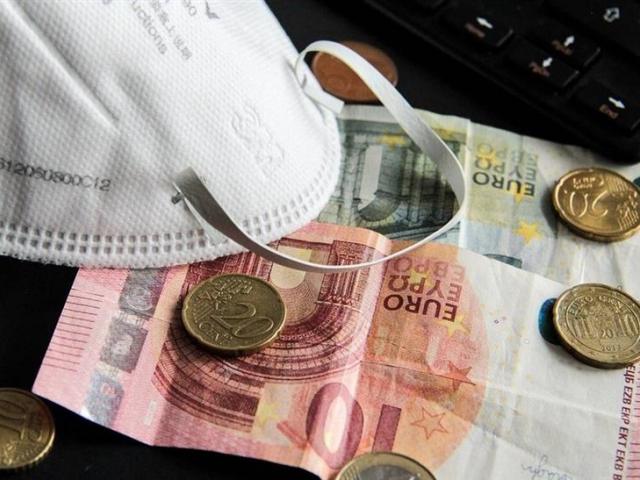 Επίδομα 800 ευρώ: Οι ημερομηνίες πληρωμών